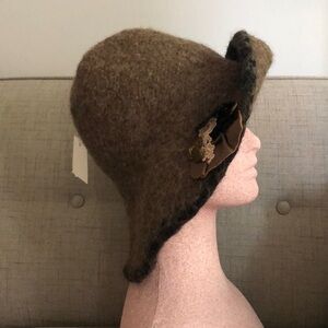 Felted Wool Hat Handmade Winter Cloche VTG EC Rare Find
